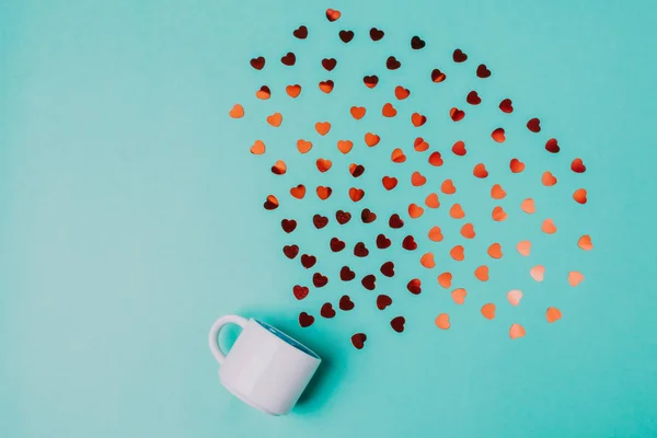 Tasse Café Blanche Sur Fond Bleu Pastel Côté Confettis Forme — Photo