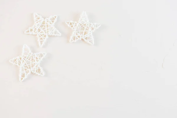 Nyår Och Jul Platt Låg Pastellneutrala Färger Trä Dekorativa Stjärnor — Stockfoto