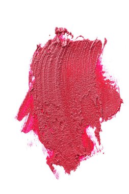 Sıvı halde kremsi kırmızı ruj, beyaz arka planda izole edilmiş doku vuruşları. Kozmetik ve makyajdaki trend kavramı.
