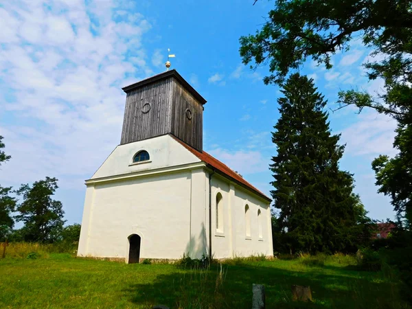 Protestan Köyü Kilisesi — Stok fotoğraf