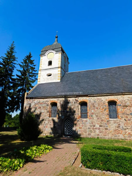 Yüzyıldan Kalma Islah Olmuş Köy Kilisesi — Stok fotoğraf