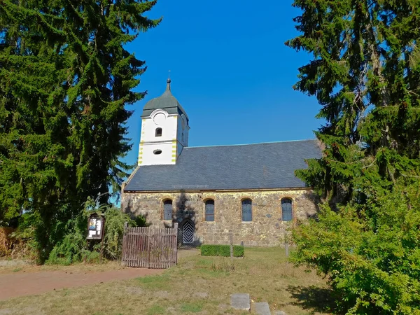 Yüzyıldan Kalma Islah Olmuş Köy Kilisesi — Stok fotoğraf