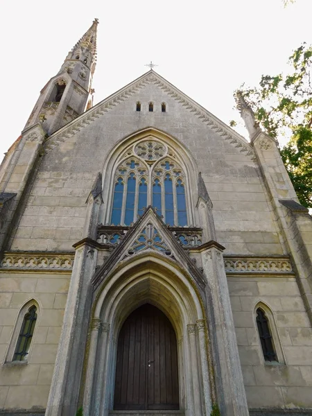 Die Evangelische Dorfkirche — Stockfoto