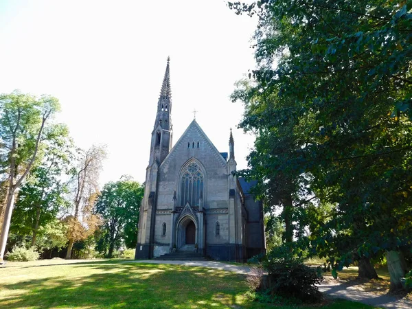 Die Evangelische Dorfkirche — Stockfoto