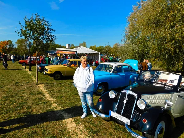 Frstinau Boitzenburger Land 2018年10月6日 每年经典汽车和拖拉机在汽车和技术博物馆的场地举行会议 — 图库照片