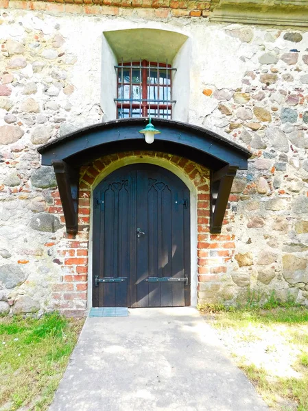 Portal Entrada Igreja Aldeia Protestante — Fotografia de Stock