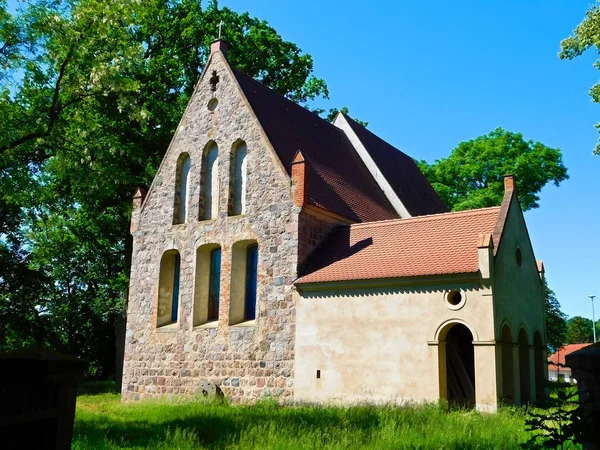 Vroeg Gotische Kerkgebouw Uit 13E Eeuw — Stockfoto