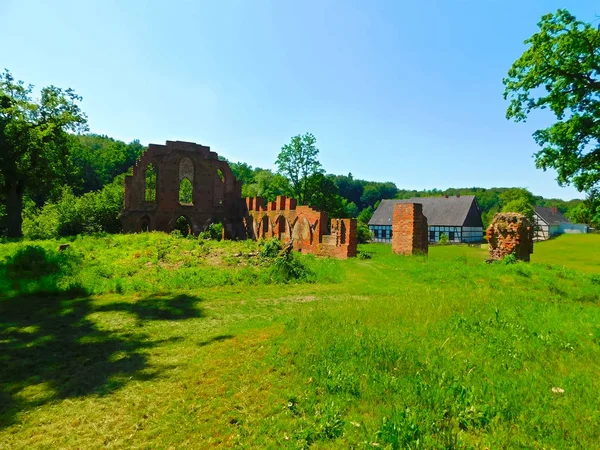 Ruiny Klasztoru Cystersów Zniszczone Podczas Wojny Trzydziestoletniej — Zdjęcie stockowe