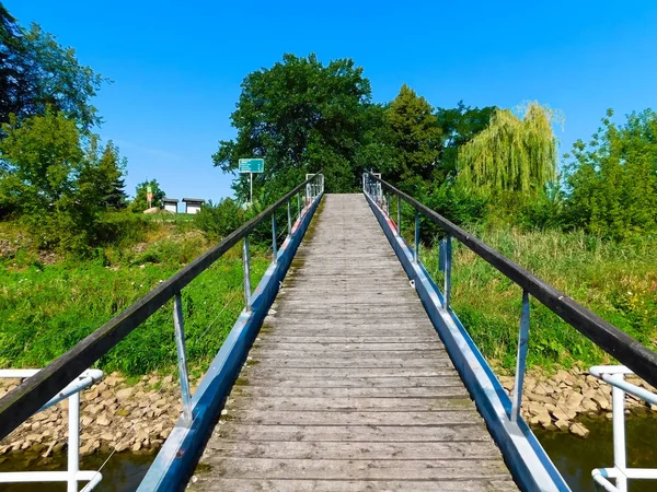 Sınır Nehri Üzerindeki Oder Kıyısındaki Geçit — Stok fotoğraf