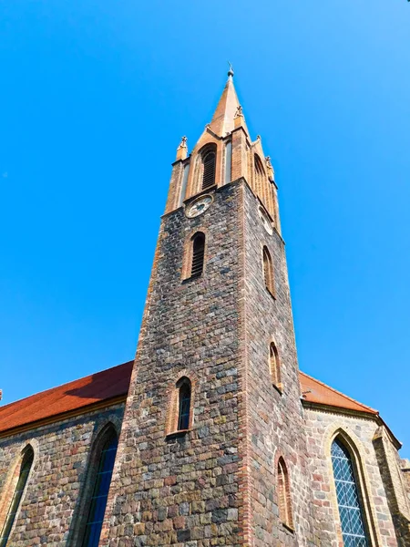 Igreja Aldeia Protestante Hohensaaten — Fotografia de Stock
