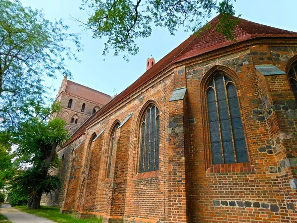 Parochiekerk Van Maria Uit 13E Eeuw — Stockfoto