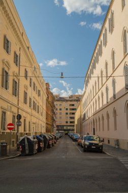 Küçük sokakları, geniş ve ebedi şehir Roma.