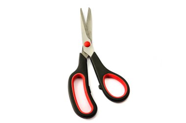 Kırtasiye makası beyaz arkaplanda izole edildi