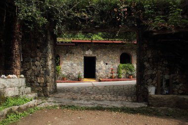 Merida, Venezuela'da inşa edilmiş güzel eski taş yapı.