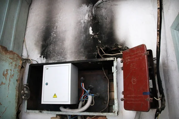 eski elektrikli cihaz patladı