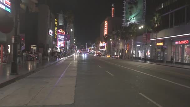 Los Angeles Eylül 2019 Gece Hollywood Bulvarı Nda Trafik Vardı — Stok video