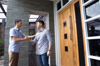 Erkek eve hoş geldin arkadaşı.