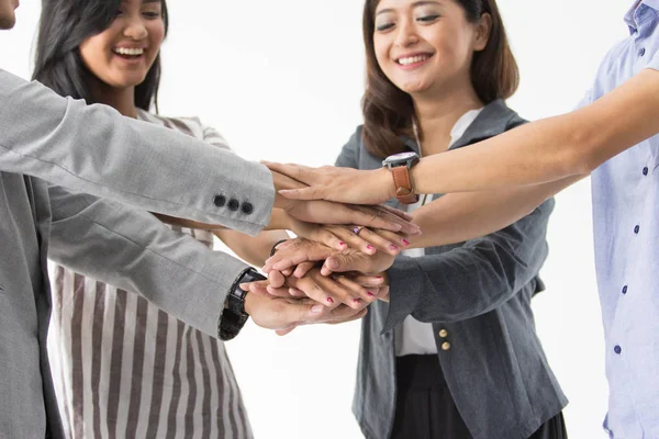 Asiático negocios personas poner manos juntos — Foto de Stock