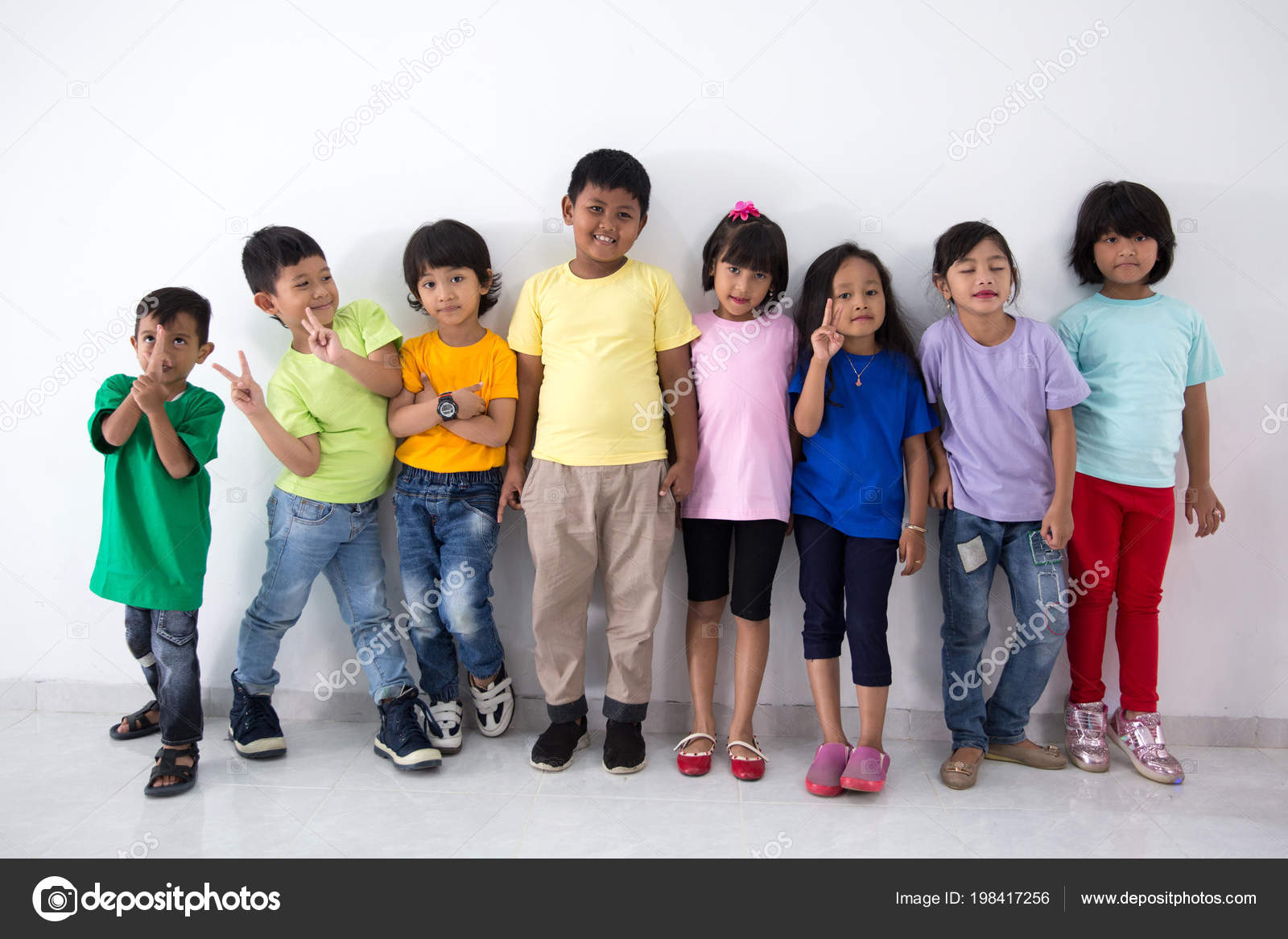 Pictures Best Friend Boy And Girl Little Kid Boy And Girl Best Friend Stock Photo C Odua