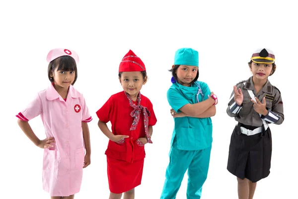 Дети, одетые в костюмы разных профессий — стоковое фото