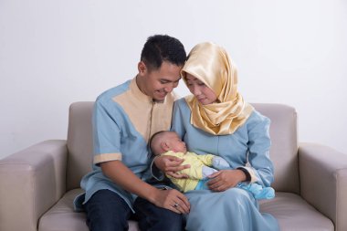 mutlu Genç Asyalı Müslüman aile