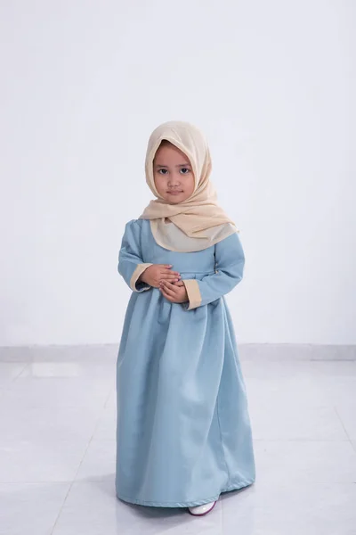 Muslim asia gadis kecil — Stok Foto