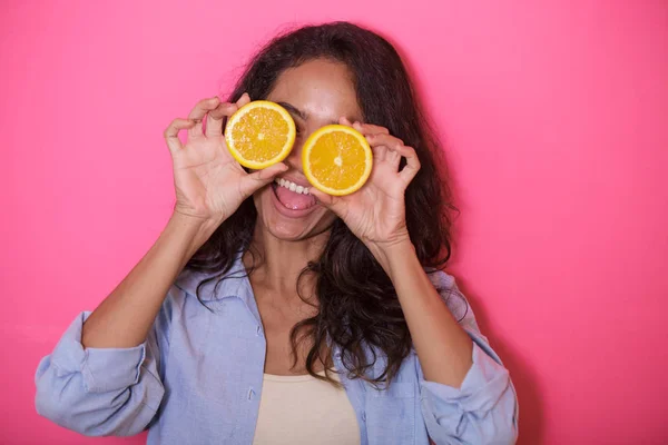 Close Portrait Expressive Face Asian Woman Play Woth Slices Lemon — Stock Photo, Image