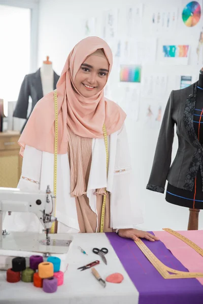 woman hijab tailor fashion designer
