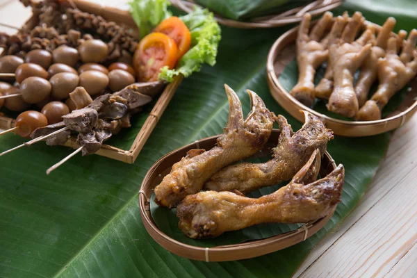 kızarmış tavuk kafa