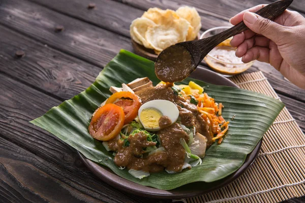 Gado-gado. makanan tradisional indonesia — Stok Foto