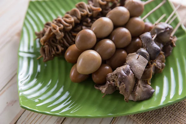 Sate jeroan. indonesian traditional cuisine — Stock Photo, Image