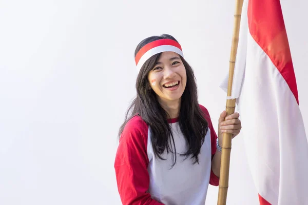 Frau mit indonesischer Flagge — Stockfoto