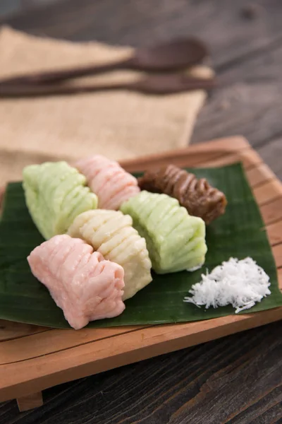 Traditional indonesian dishes gethuk — Stock Photo, Image