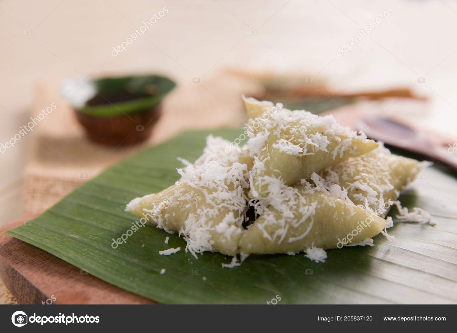 Indonesian traditional culinary lupis — Stock Photo © odua 205837120
