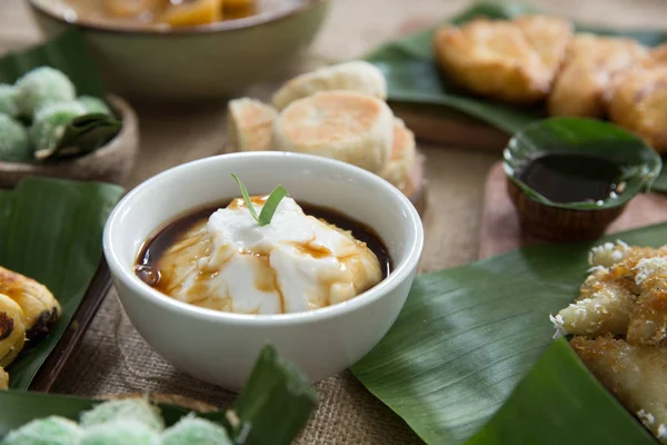 Indonesian style porridge. bubur sumsum — Stock Photo, Image