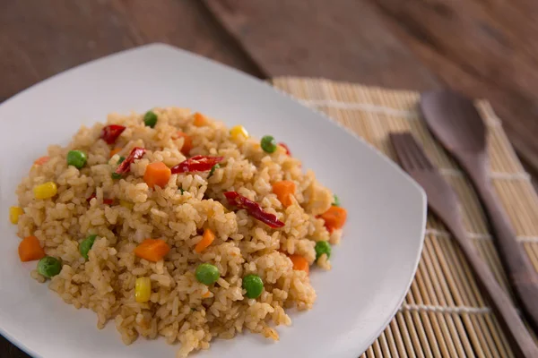 Nasi goreng или жареный рис — стоковое фото