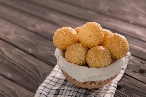 Onde-onde. indonesian traditional street food — Stock Photo, Image