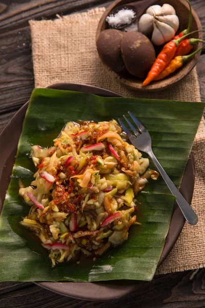 Rujak serut indonesian salad buah — Stok Foto