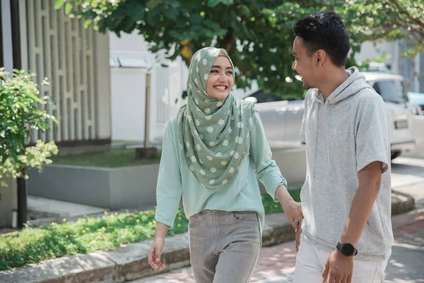Indonezyjskie muzułmańskie randki