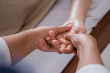 El Masaj yakın çekim