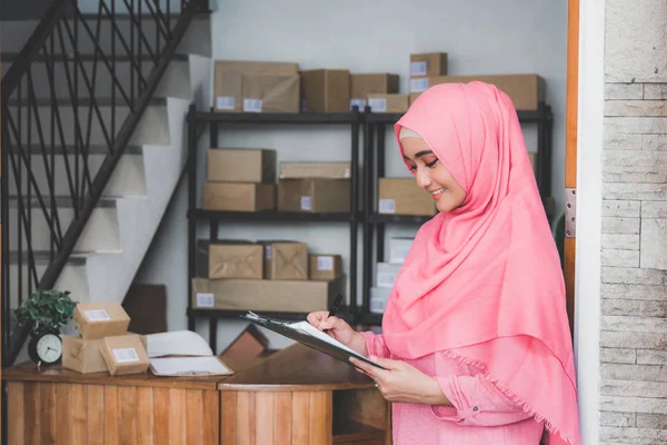 Selbständige Unternehmerin — Stockfoto