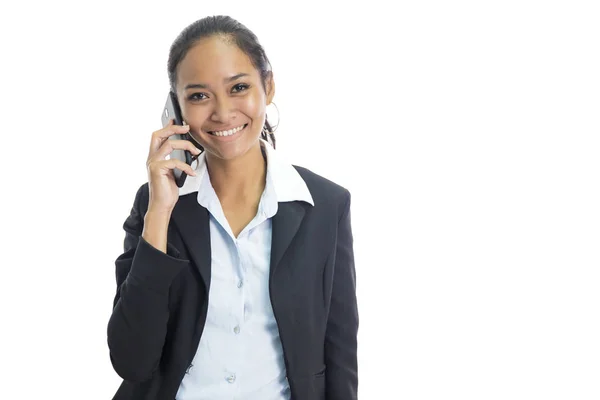 Jovem mulher de negócios falando no telefone móvel — Fotografia de Stock