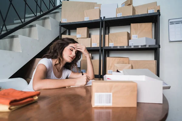 under pressure woman have to finish her work by herself