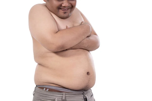 Porträt des dicken Mannes schüchtern, weil überschüssiges Fett, das um seine Taille hat — Stockfoto