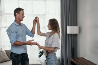 having oyunculuk ve dans aşk genç Çift