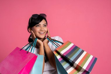 alışveriş kadın boşaltmak için arıyor