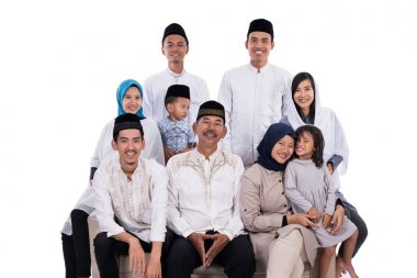 asyalı müslüman aile bayram mübarek ramazan kareem
