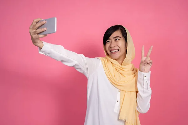 イスラム教徒の女性撮影 selfie — ストック写真