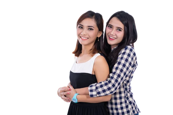 Šťastné dvě asijské ženy obejmout — Stock fotografie