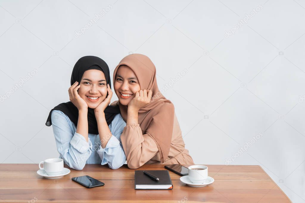 friend muslim sitting having a tea